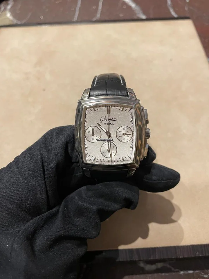 Glashütte Original Vintage Seventies Senator Karree